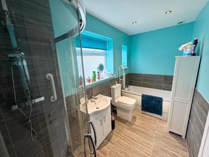 Photo 11- click for photo gallery